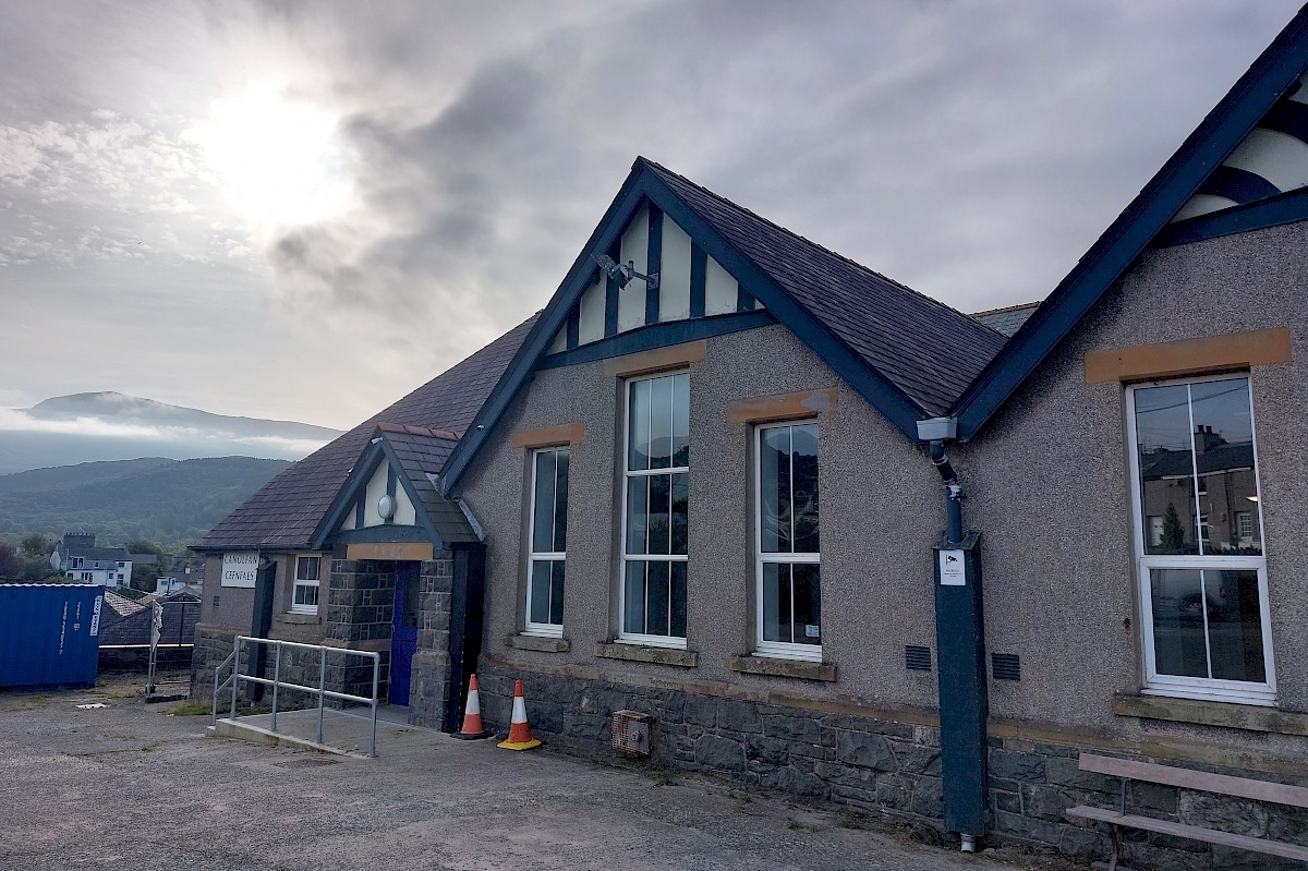 Canolfan Cefnfaes